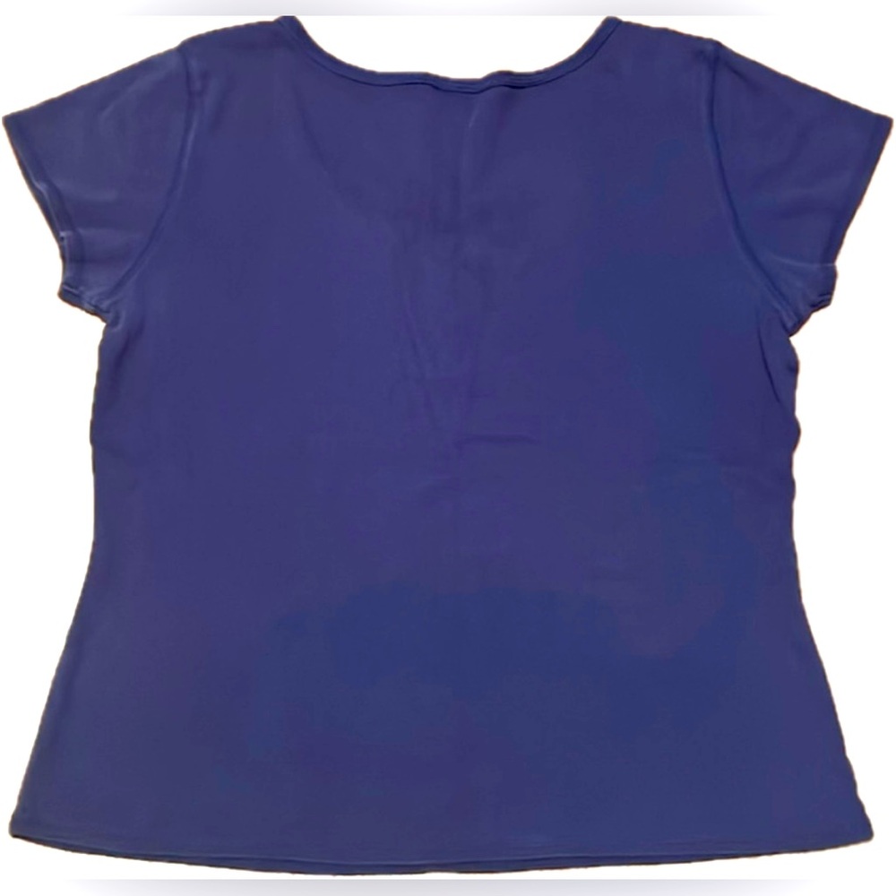 Navy blue short sleeved shirt with tie feature on top. Women’s Size XL - Picture 3 of 8